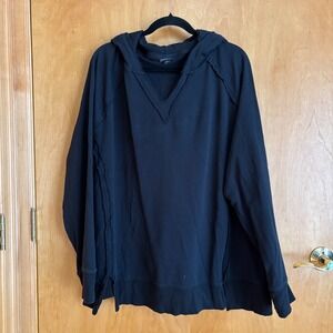 Torrid Women's Plus Size 0 Hoodie Black Pullover V Neck Raw Edge Comfy‎ Casual